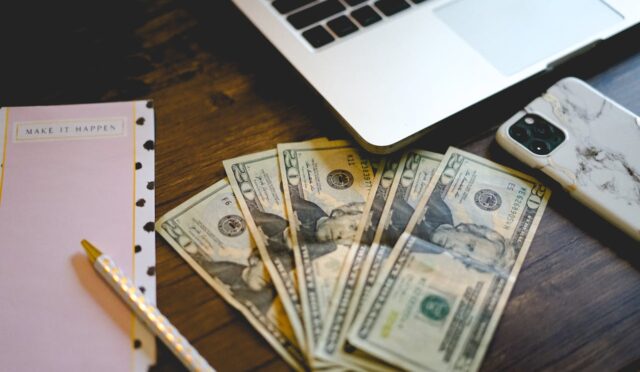 Freelance Çalışarak İlk 1000 TL’yi Kazanmak Adımlar ve İpuçları